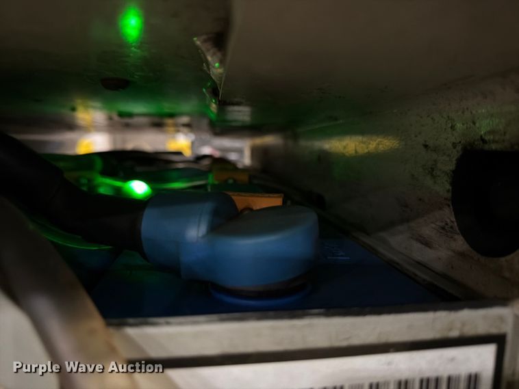 image for item FB8054 2016 Crown RR5725-35 reach truck