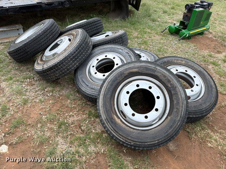 (8) Provider LLA78 235/75R17.5 tires and wheels