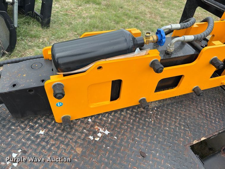 image for item FB8068 2025 Future P680 breaker