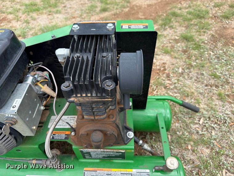 image for item FB8069 John Deere AC1-8GS air compressor