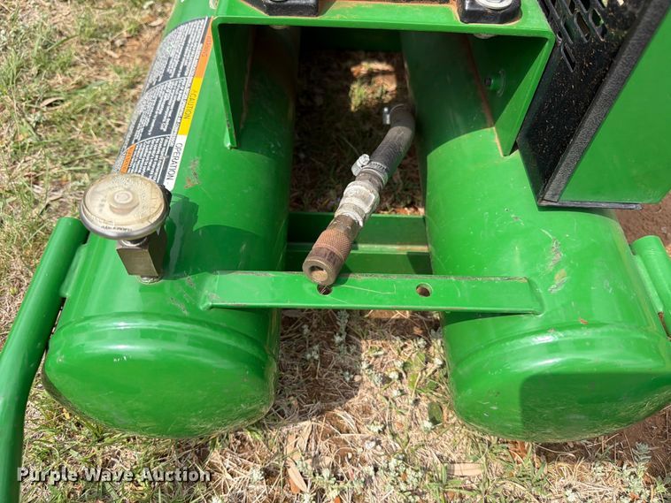 image for item FB8069 John Deere AC1-8GS air compressor