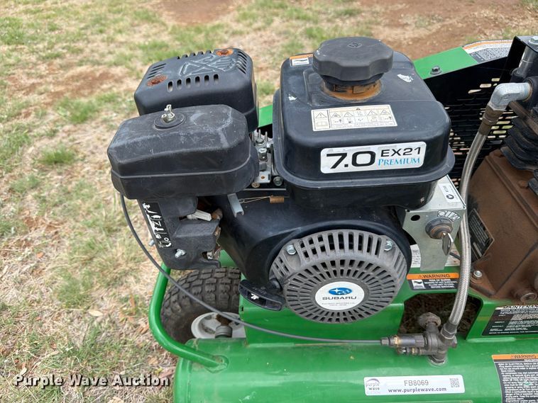 image for item FB8069 John Deere AC1-8GS air compressor