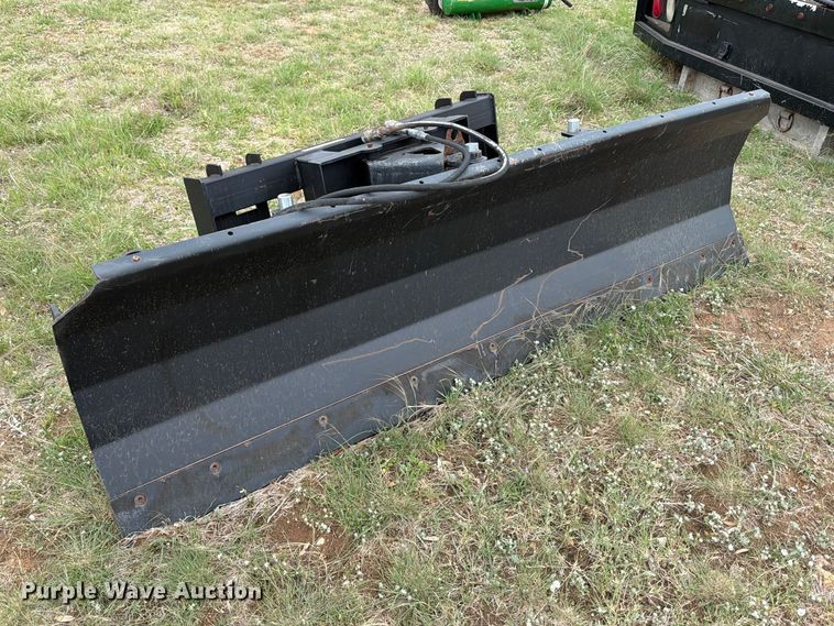 image for item FB8071 Skid steer dozer blade