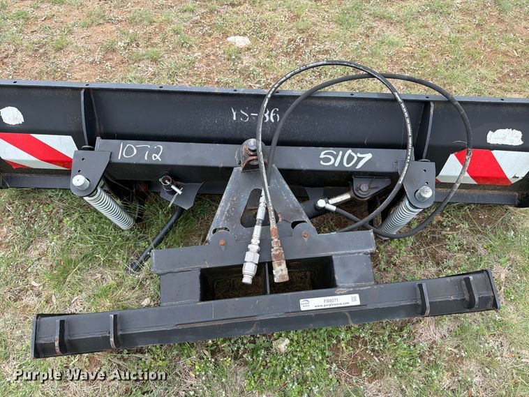 image for item FB8071 Skid steer dozer blade
