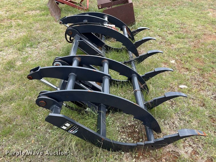 image for item FB8073 2025 Wolverine SBG-13-72W skid steer grapple