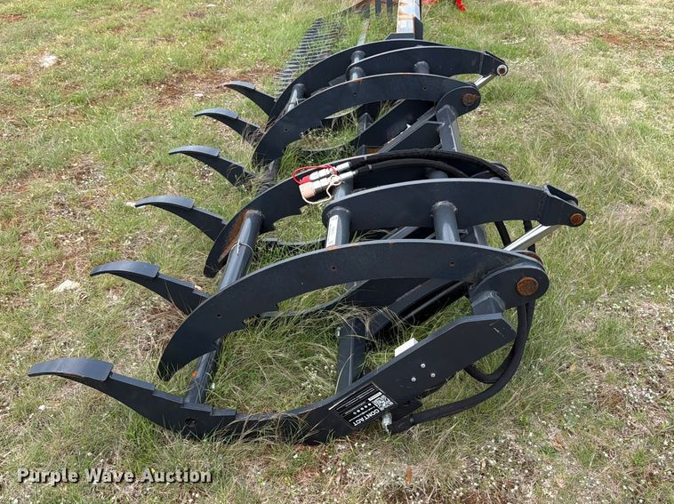 image for item FB8073 2025 Wolverine SBG-13-72W skid steer grapple