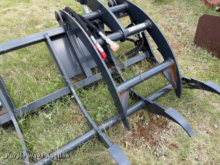 image for item FB8073 2025 Wolverine SBG-13-72W skid steer grapple