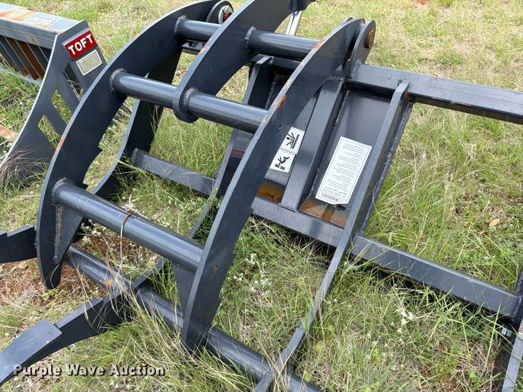 image for item FB8073 2025 Wolverine SBG-13-72W skid steer grapple