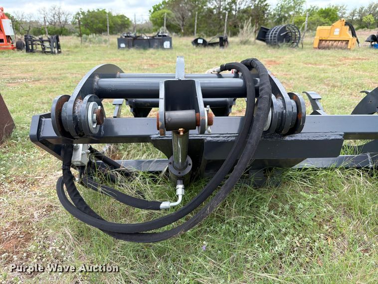 image for item FB8073 2025 Wolverine SBG-13-72W skid steer grapple