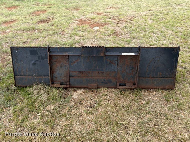 image for item FB8080 Caterpillar skid steer bucket