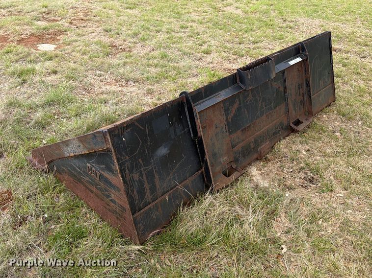 image for item FB8080 Caterpillar skid steer bucket