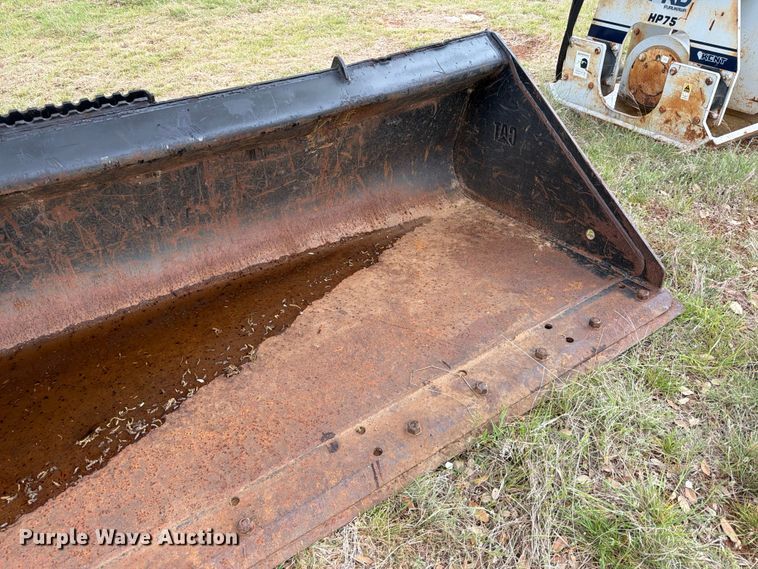 image for item FB8080 Caterpillar skid steer bucket