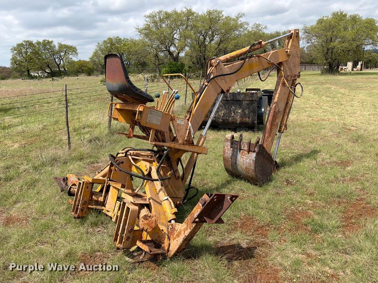 image for item FB8083 ARPS 730 backhoe attachment