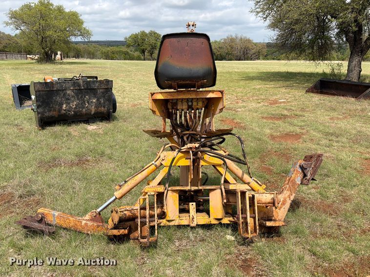 image for item FB8083 ARPS 730 backhoe attachment