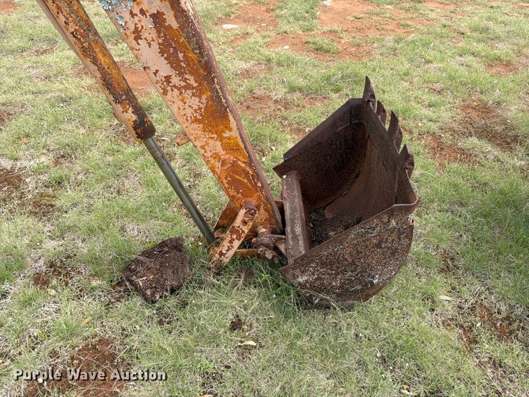 image for item FB8083 ARPS 730 backhoe attachment