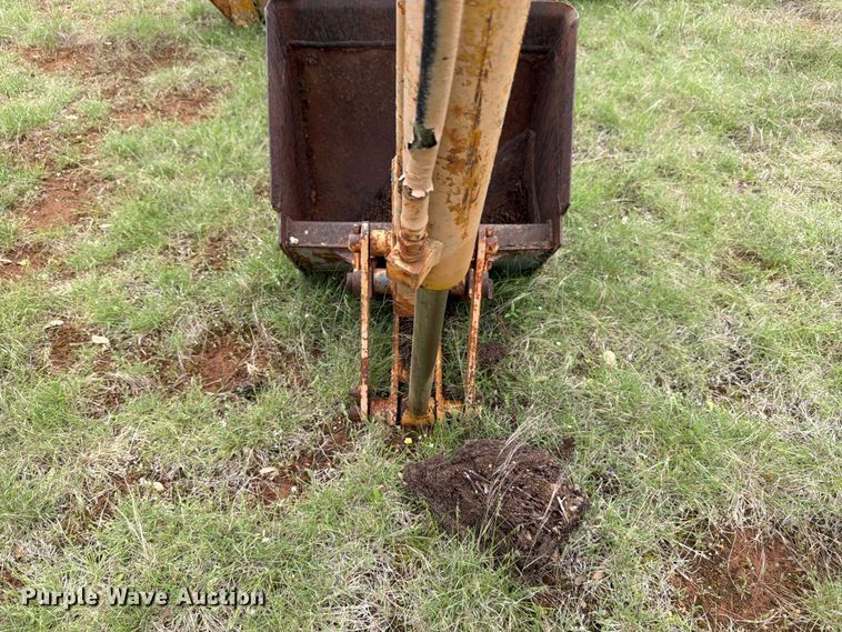 image for item FB8083 ARPS 730 backhoe attachment