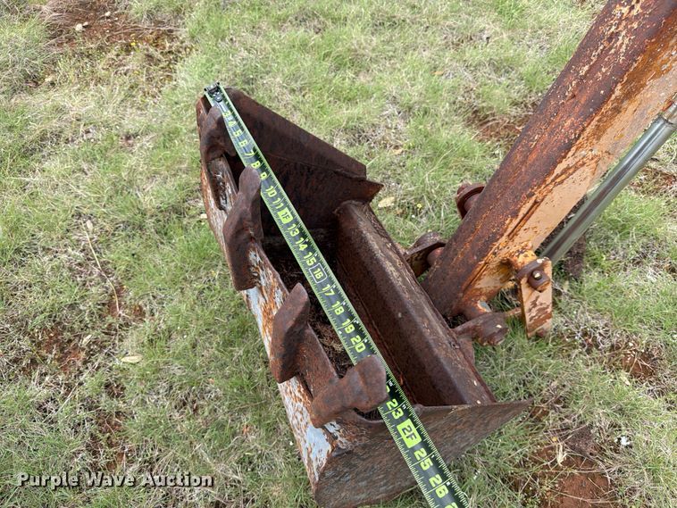image for item FB8083 ARPS 730 backhoe attachment