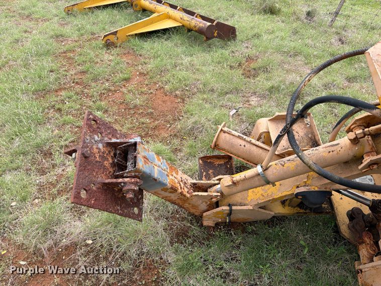 image for item FB8083 ARPS 730 backhoe attachment