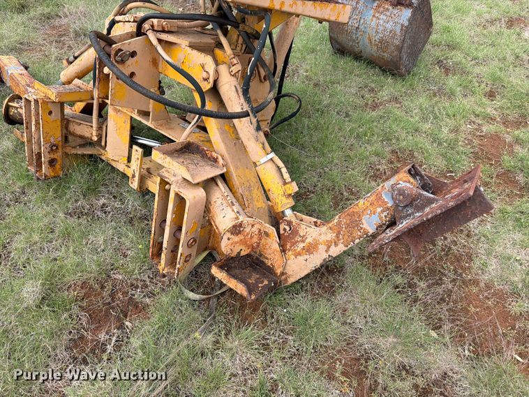 image for item FB8083 ARPS 730 backhoe attachment