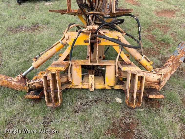 image for item FB8083 ARPS 730 backhoe attachment
