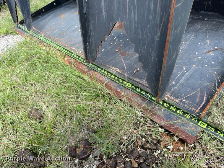 image for item FB8089 Wolverine skid steer grapple bucket