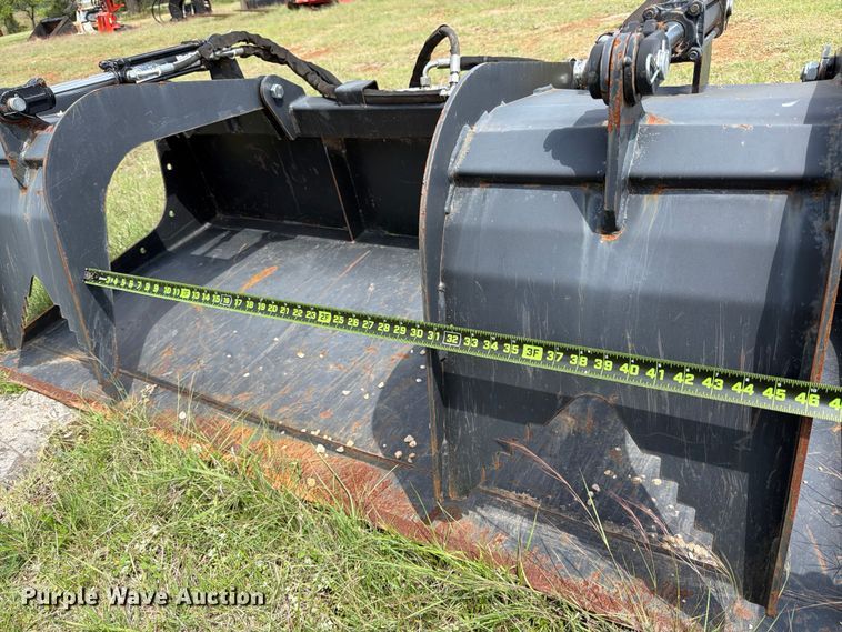 image for item FB8089 Wolverine skid steer grapple bucket