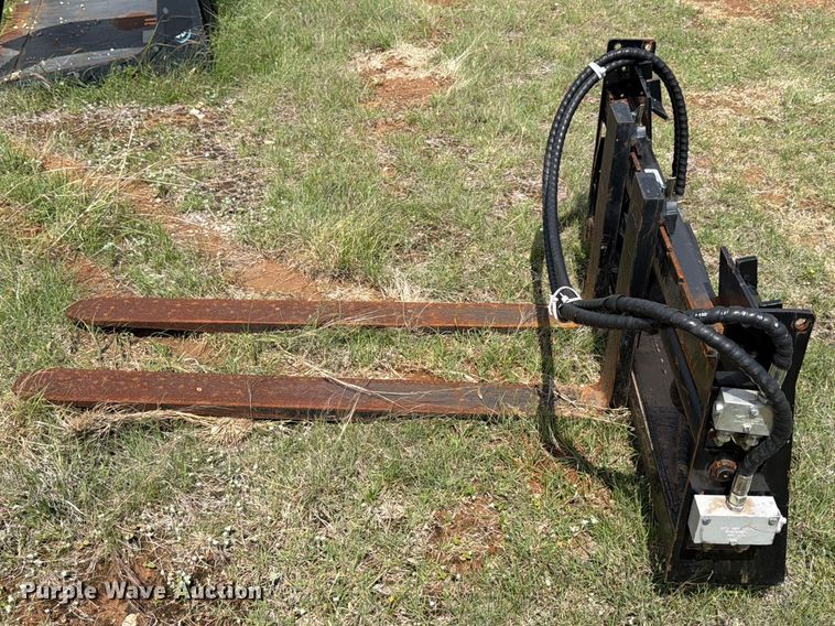 image for item FB8090 Skid steer forks