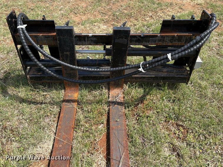 image for item FB8090 Skid steer forks