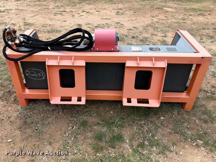 image for item FB8105 Raytree RMVB78U skid steer vibratory screening bucket