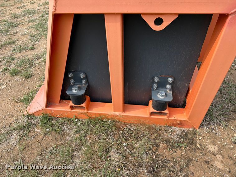 image for item FB8105 Raytree RMVB78U skid steer vibratory screening bucket