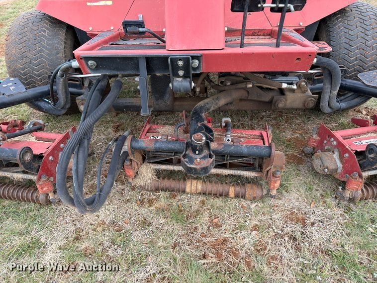 image for item FB8106 2002 Toro Reelmaster 5500-D reel mower