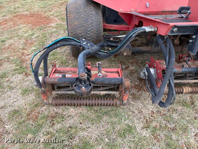 image for item FB8106 2002 Toro Reelmaster 5500-D reel mower