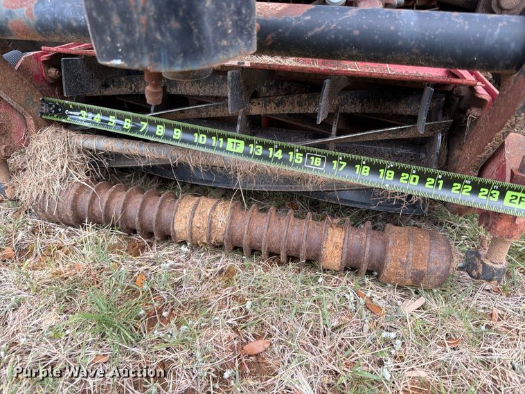 image for item FB8106 2002 Toro Reelmaster 5500-D reel mower