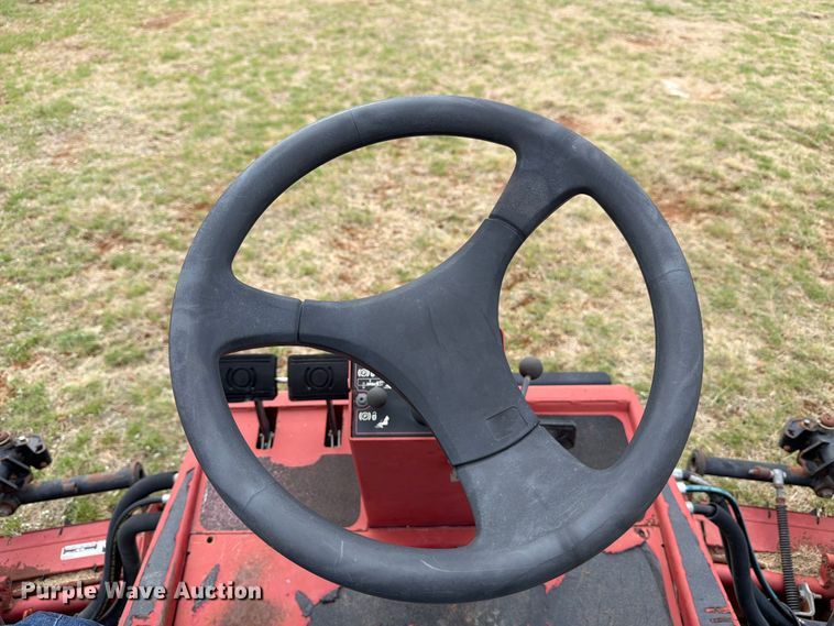 image for item FB8106 2002 Toro Reelmaster 5500-D reel mower