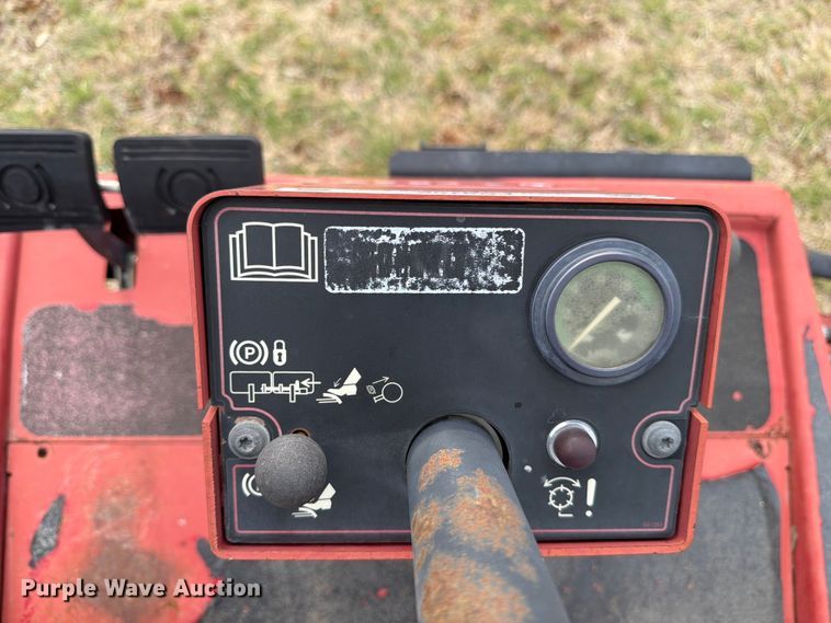 image for item FB8106 2002 Toro Reelmaster 5500-D reel mower