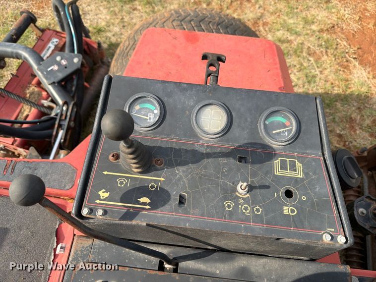 image for item FB8106 2002 Toro Reelmaster 5500-D reel mower