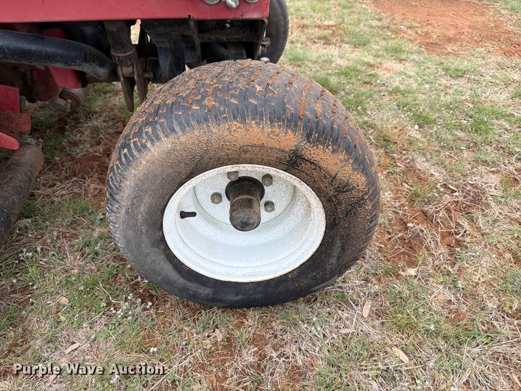 image for item FB8106 2002 Toro Reelmaster 5500-D reel mower