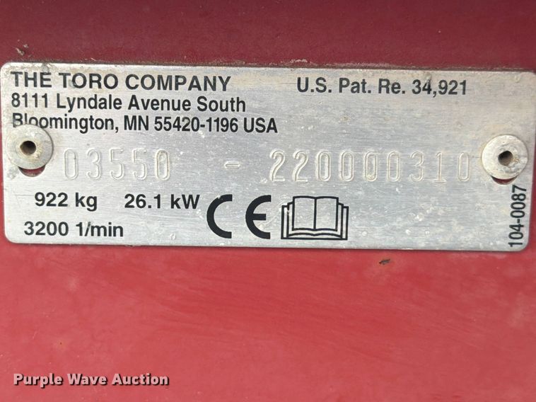 image for item FB8106 2002 Toro Reelmaster 5500-D reel mower