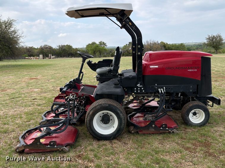 image for item FB8107 2017 Toro Groundsmaster 4500D lawn mower
