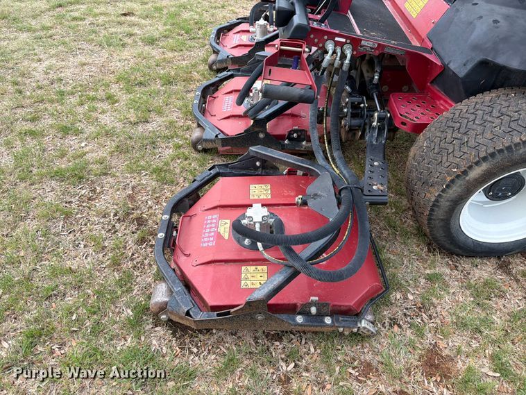 image for item FB8107 2017 Toro Groundsmaster 4500D lawn mower