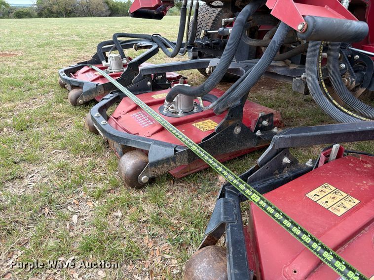 image for item FB8107 2017 Toro Groundsmaster 4500D lawn mower