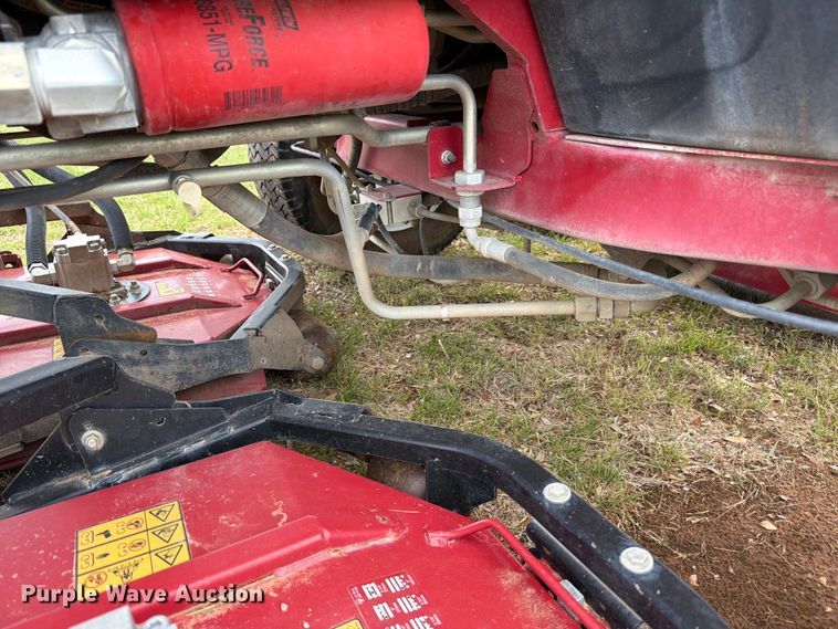 image for item FB8107 2017 Toro Groundsmaster 4500D lawn mower