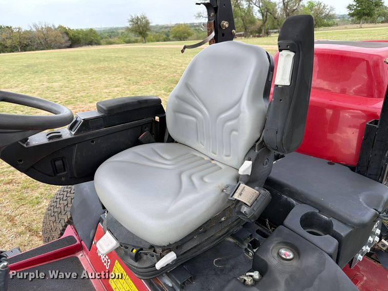 image for item FB8107 2017 Toro Groundsmaster 4500D lawn mower