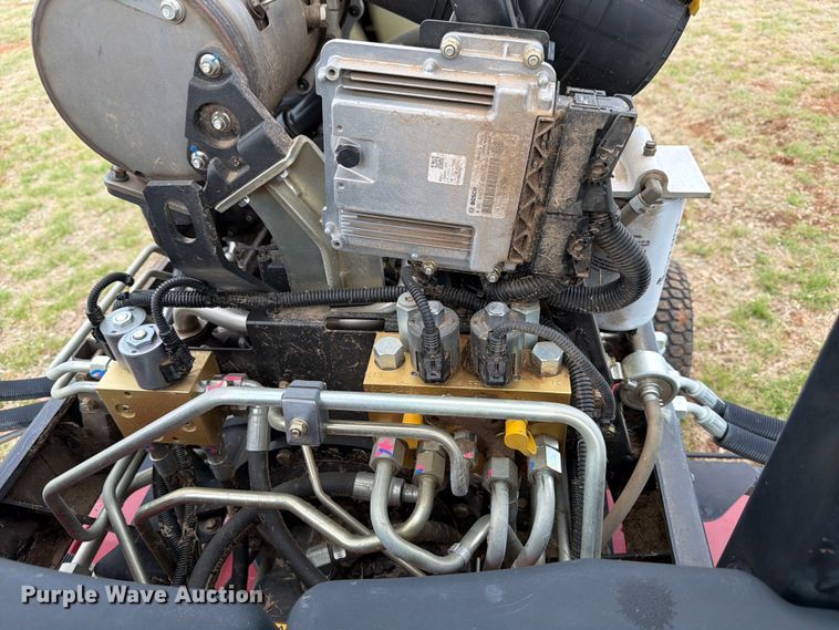 image for item FB8107 2017 Toro Groundsmaster 4500D lawn mower