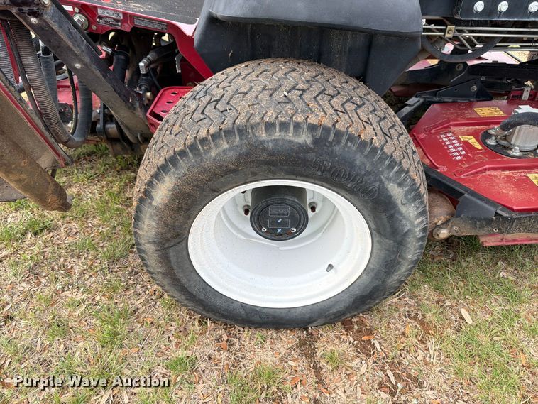 image for item FB8107 2017 Toro Groundsmaster 4500D lawn mower