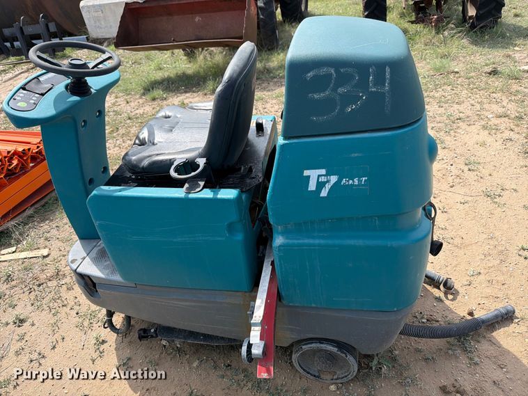 image for item FB8109 (3) Tennant floor scrubbers