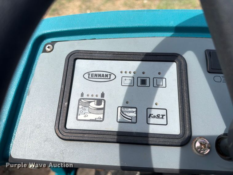 image for item FB8109 (3) Tennant floor scrubbers