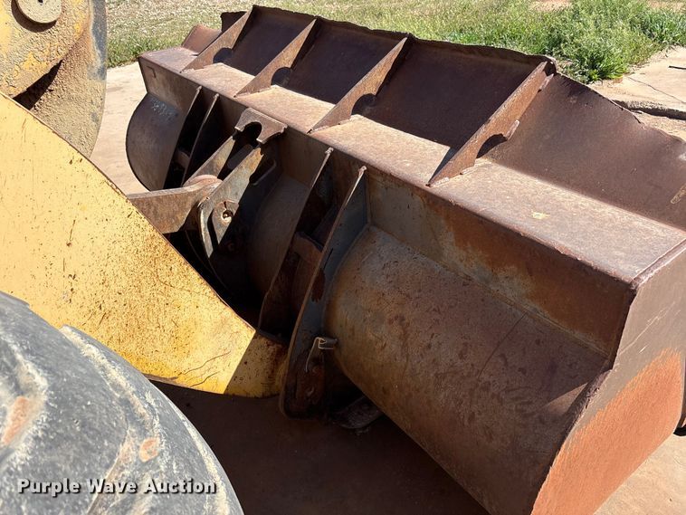 image for item FC2082 2008 New Holland W130B wheel loader