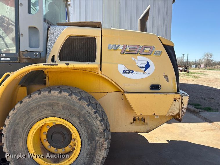 image for item FC2082 2008 New Holland W130B wheel loader