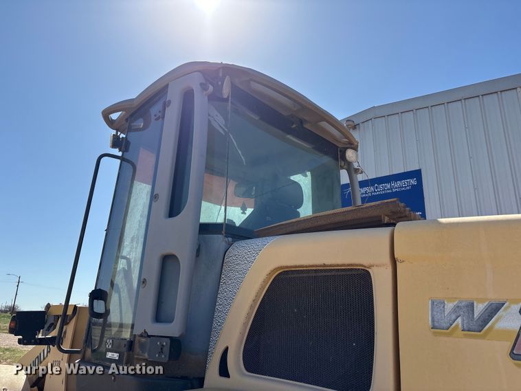 image for item FC2082 2008 New Holland W130B wheel loader